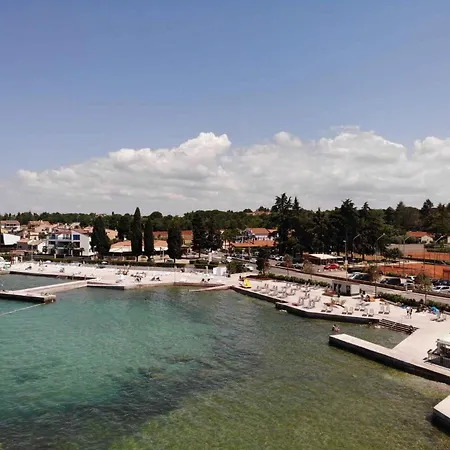 Apartamento In Porec/istrien 38522 *